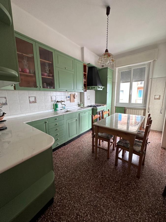Vila Mare E Monti Janov Exteriér fotografie